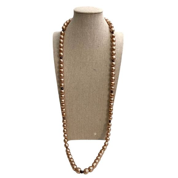 Golden Fashion Pearl Long Necklace - Picture 3 of 5